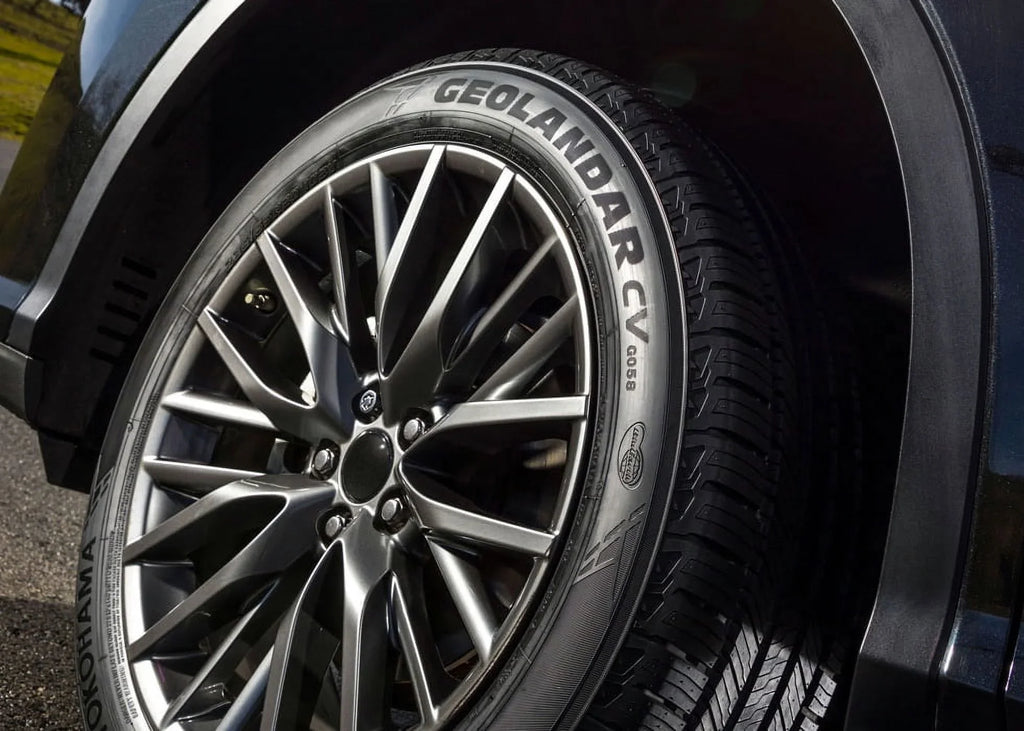 Yokohama Geolandar   235/55R20 102V  All Season Tire