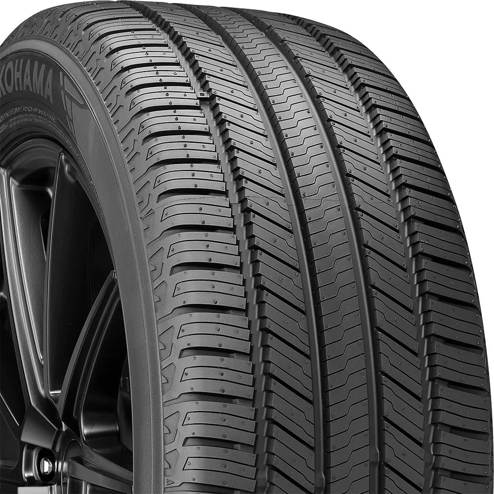 Yokohama Geolandar   225/70R16 103H  All Season Tire