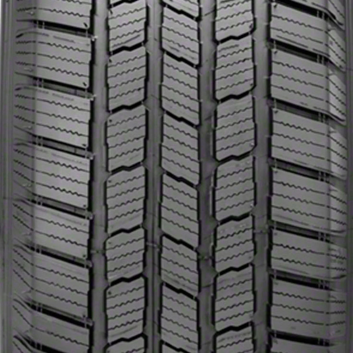 Michelin Defender  / All Season 265/65R17 112T Light Truck Tire
